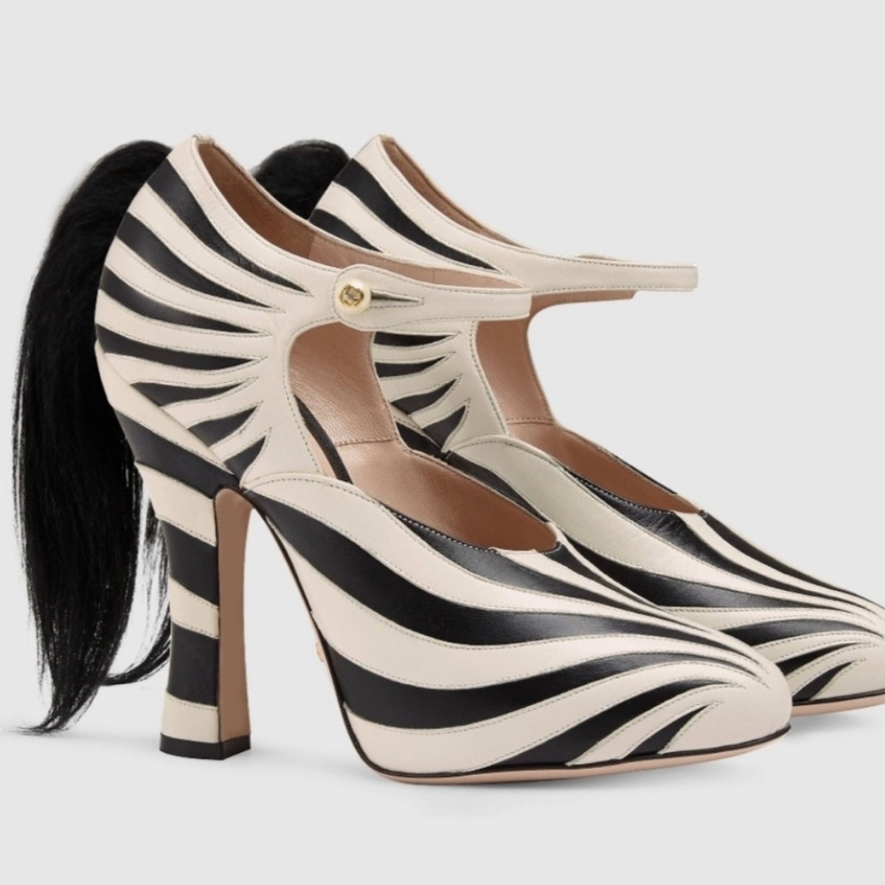 Gucci Leather Animal Print Pumps